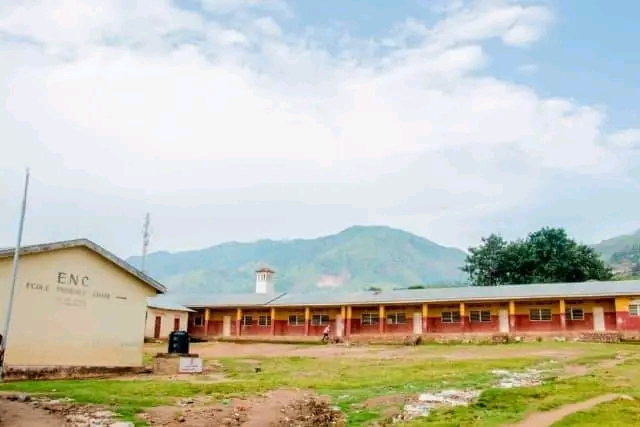 Fizi : un directeur d’école en fuite avec deux mois de salaire de ses enseignants