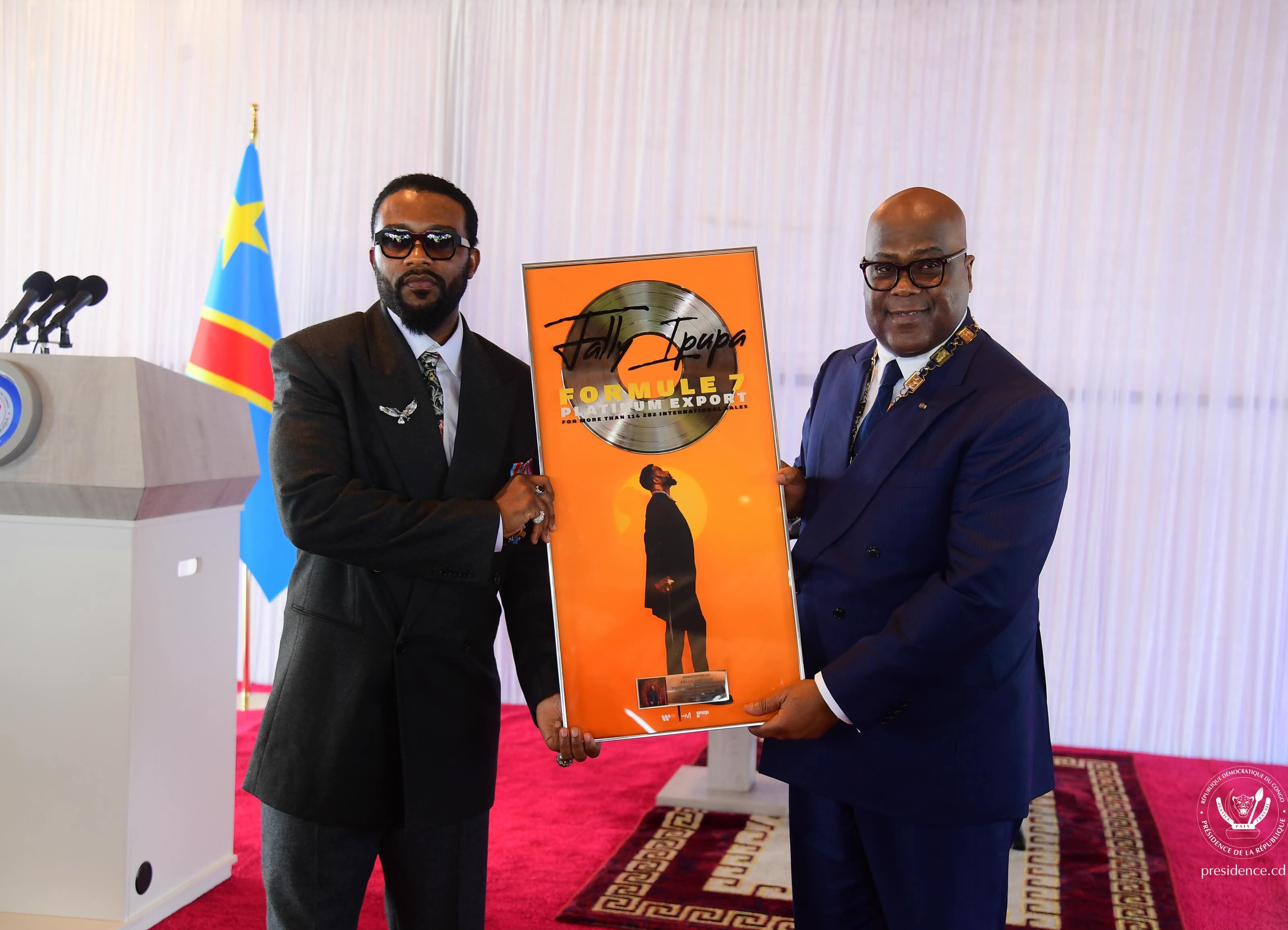 RDC : Félix Tshisekedi élève Fally Ipupa au rang d’icône culturelle après son exploit au Stade de France