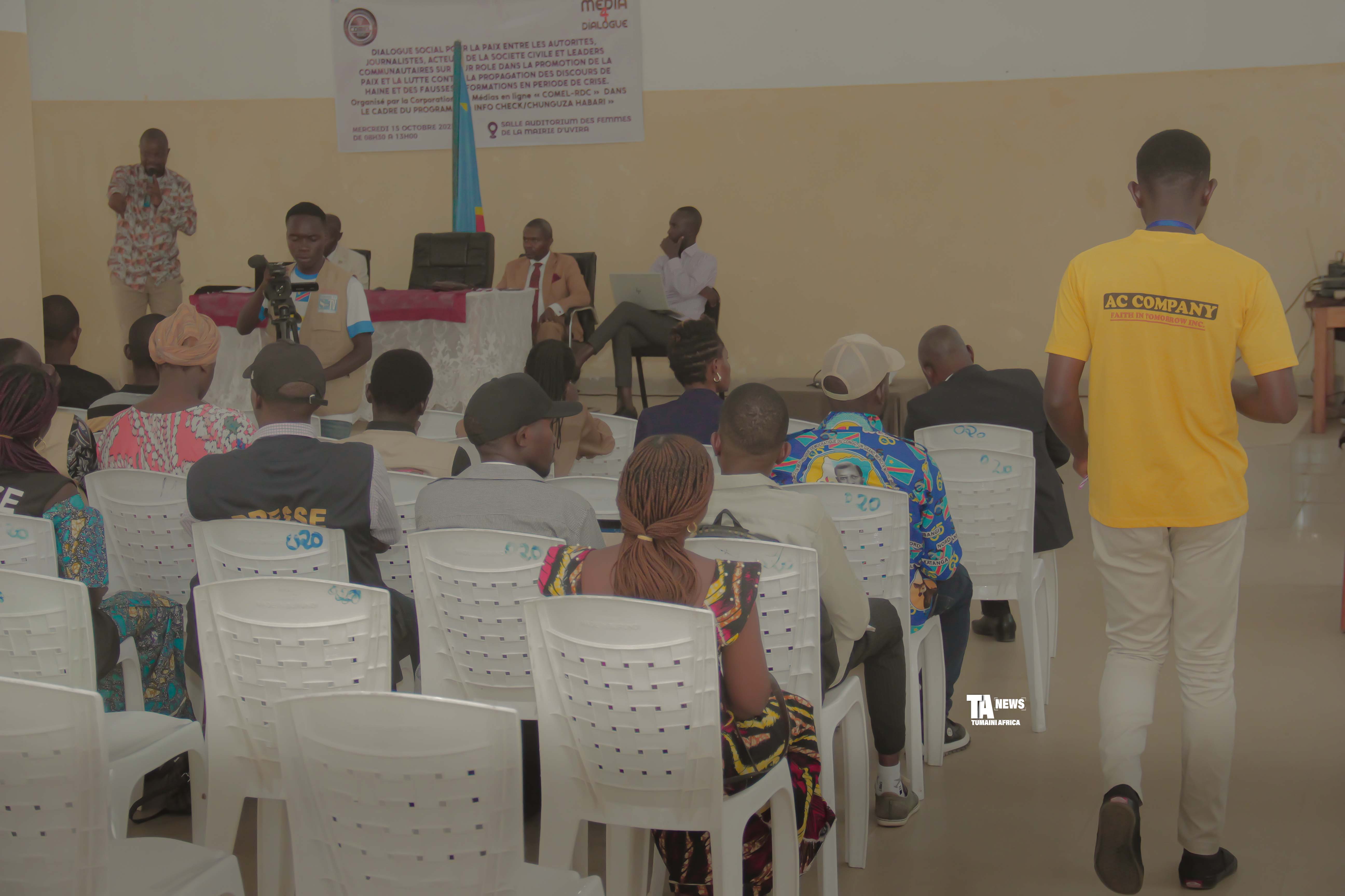 UVira : Les médias et la société civile unis pour promouvoir la paix et combattre le discours de  haine .