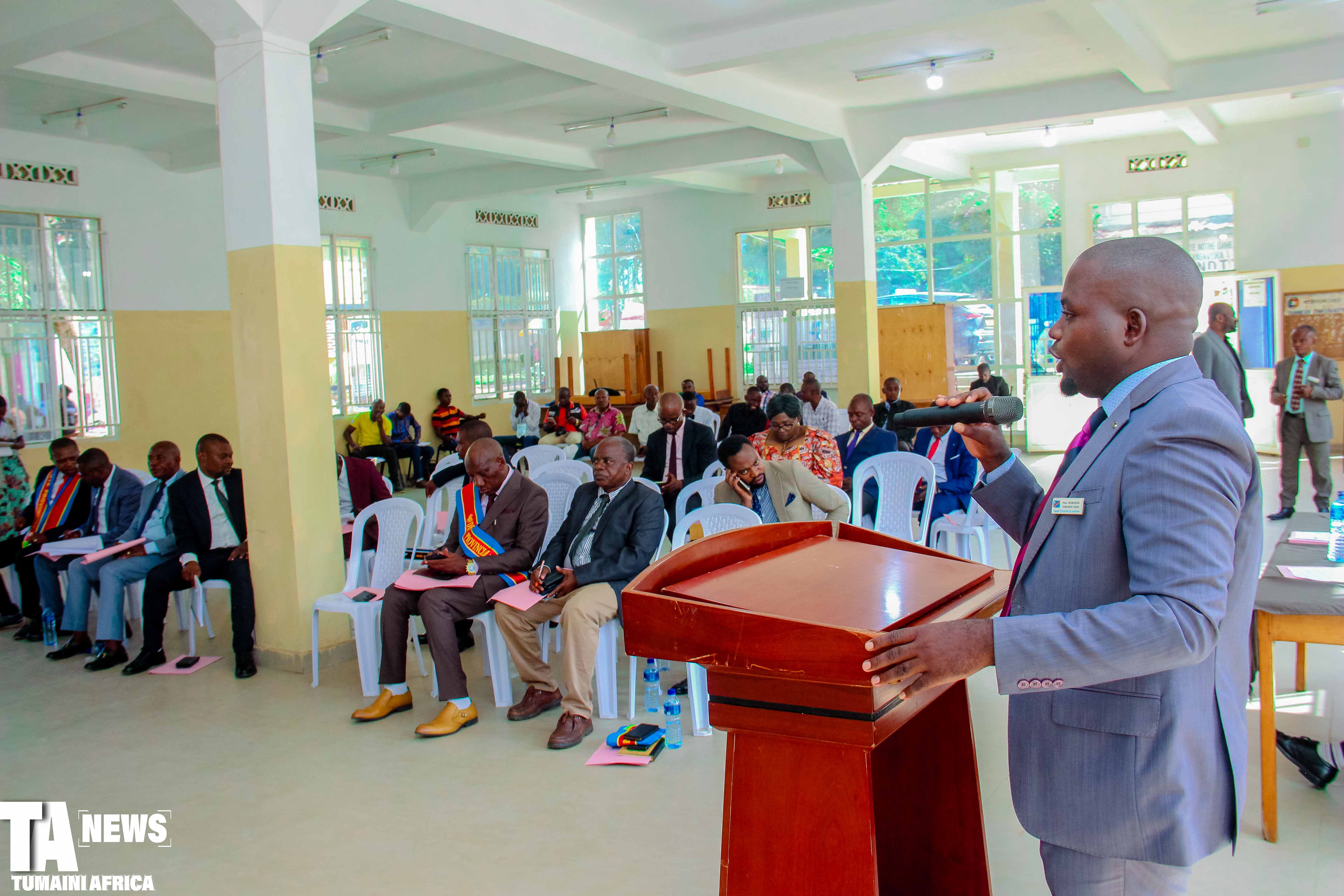 Sud-Kivu : L’Assemblée provinciale convoque une plénière à Kavimvira autour de l’interpellation du gouverneur Purusi Sadiki