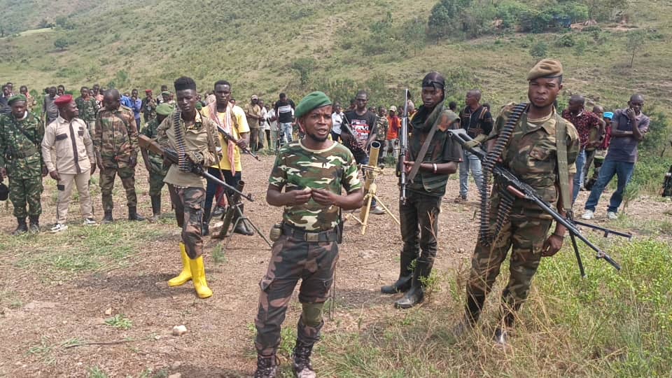 Sud-Kivu : Confrontations prolongées entre Wazalendo et rebelles du M23 à Nyangezi .