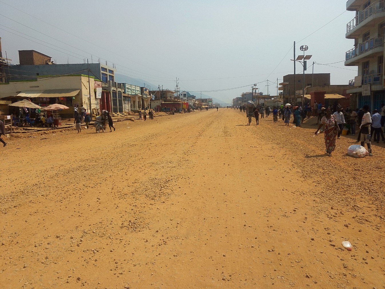 Uvira : paralysie des activités   à la suite du retour du général Olivier Gasita à son poste de commandant adjoint de la 33ᵉ région militaire