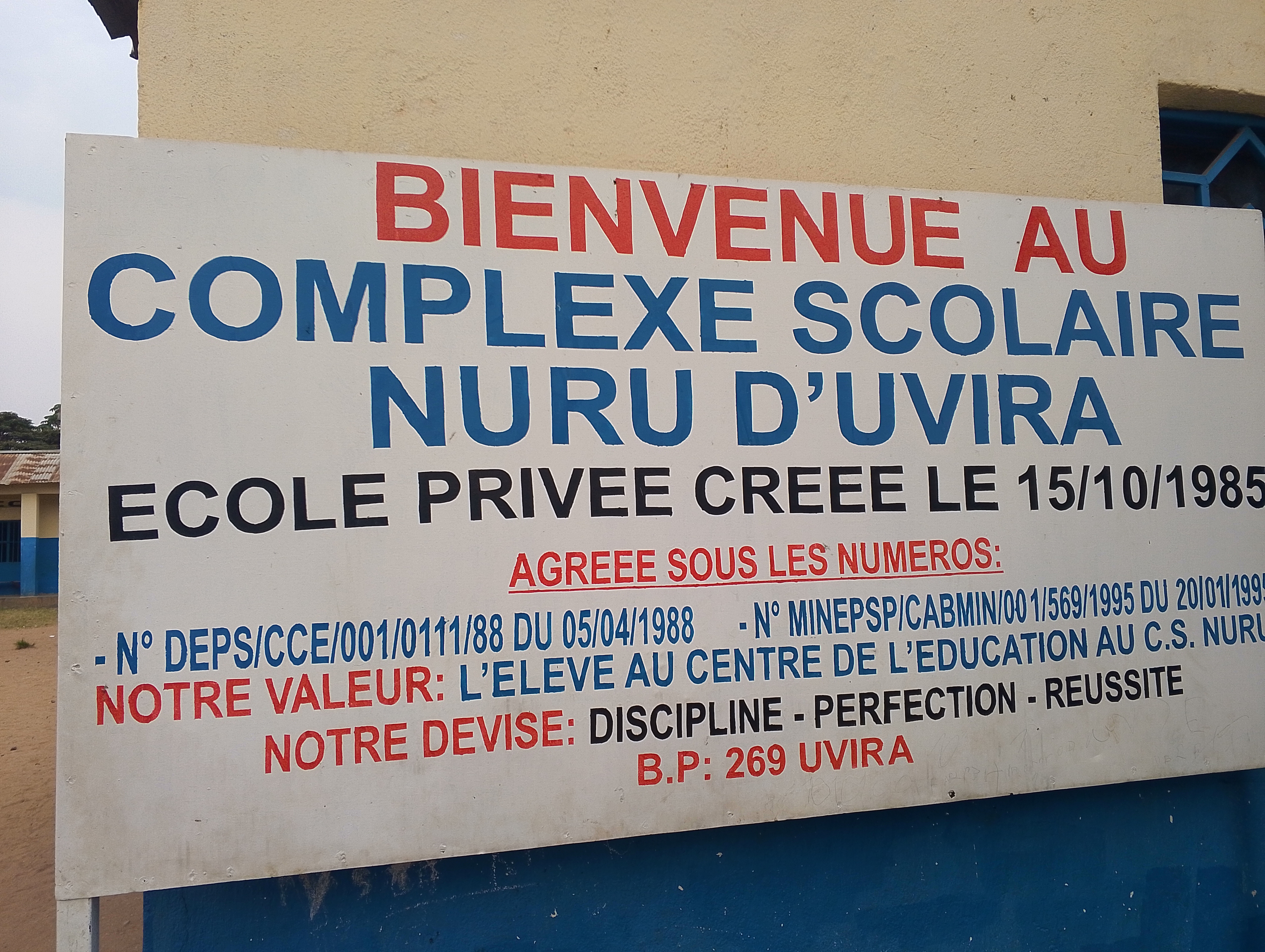 Uvira : Sit-in des enseignants de l’Institut Nuru pour dénoncer la mauvaise gestion du comité des parents