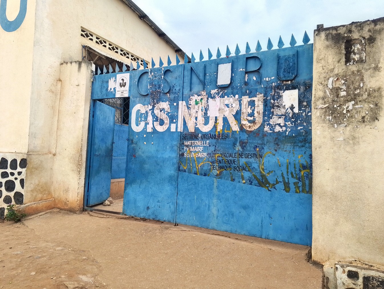 Uvira : Les enseignants du Complexe scolaire Nuru lèvent leur sit-in après un accord avec le comité de gestion