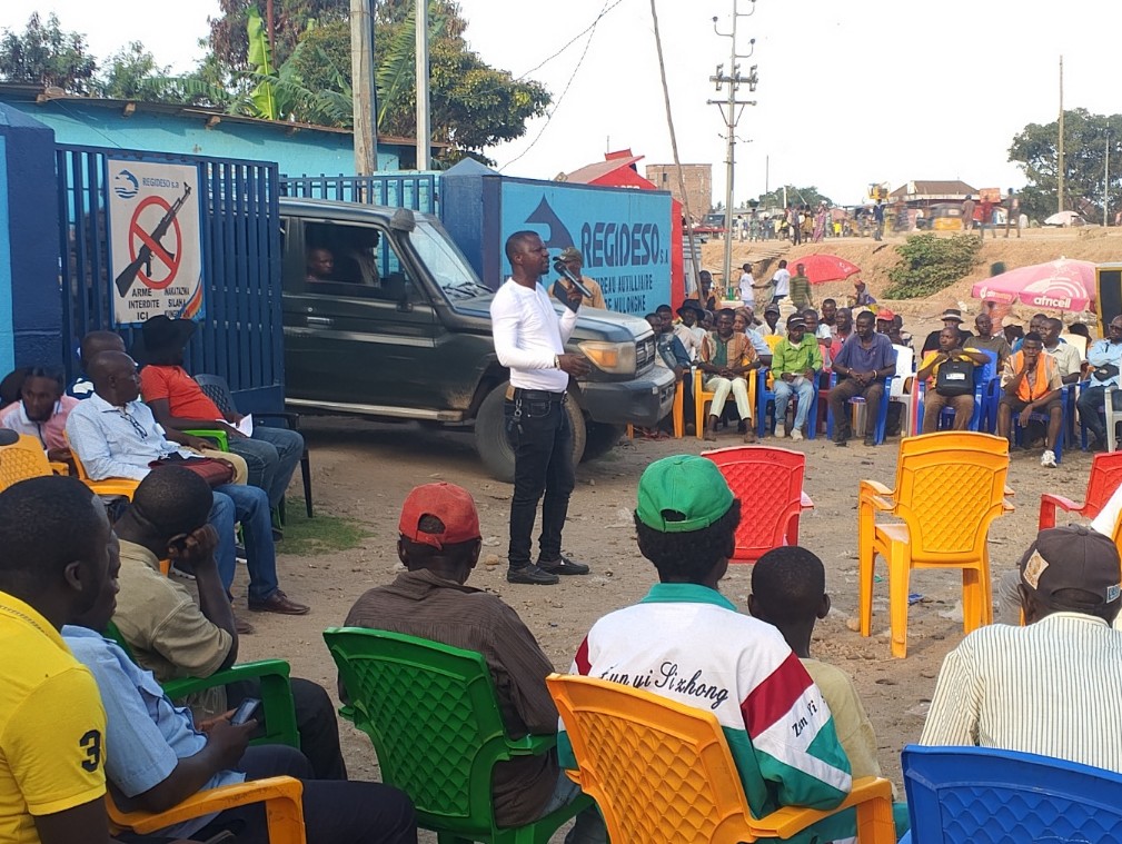 Sud-Kivu : la Nouvelle Société Civile congolaise axe Sud rejette la contribution de 3 000 FC exigée aux parents pour la formation des enseignants