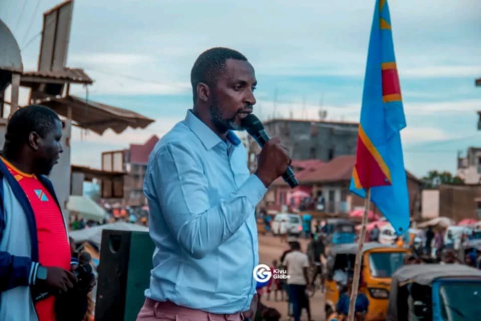 Uvira : Prince Dunia appelle la population à réserver un accueil chaleureux au maire Kiza Muhato Ndita.