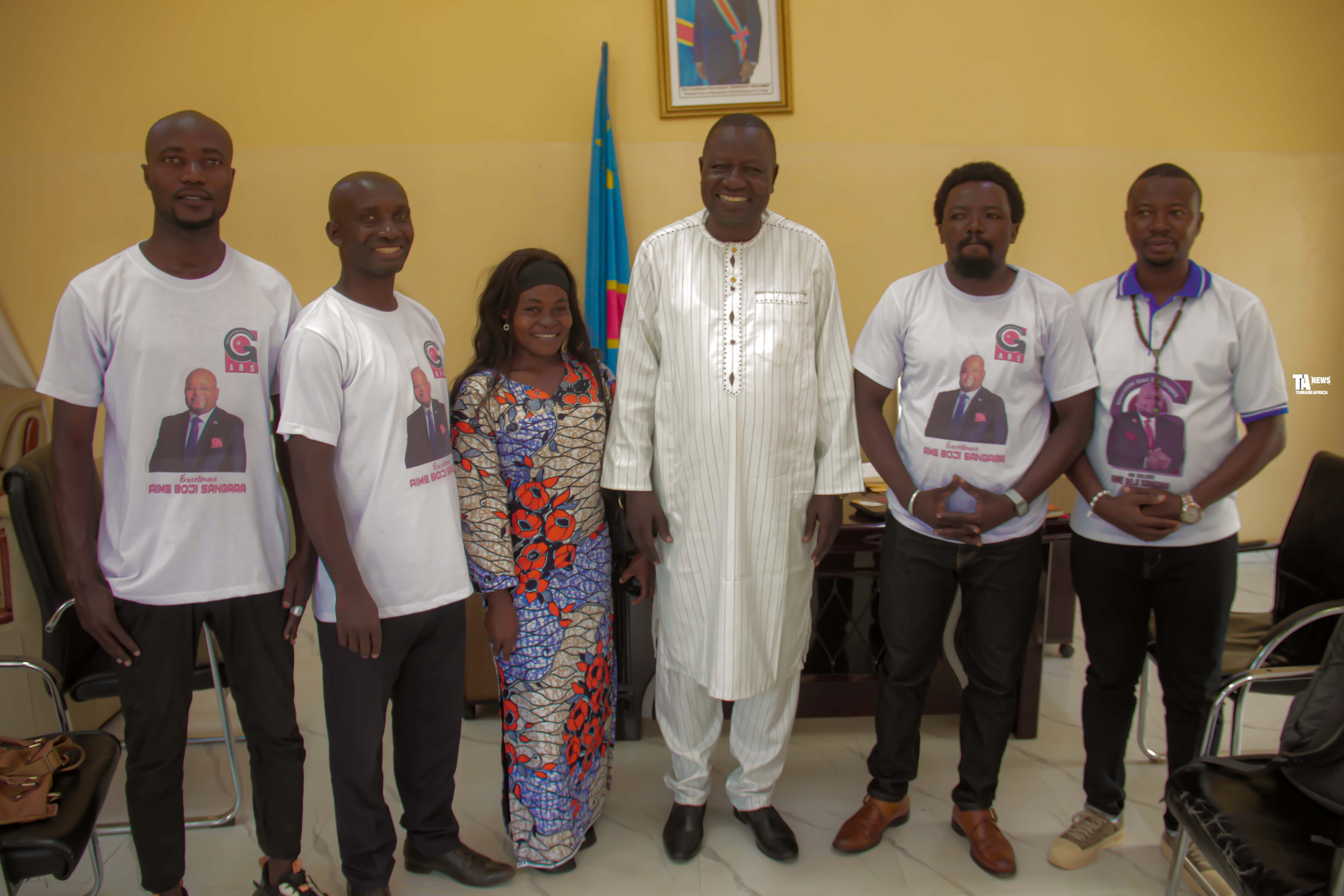 Uvira : Le maire ad intérim Kifara Kapenda Kyky mobilise la Génération ABS autour de sa grande activité dédiée à la reconnaissance de Uzalendo