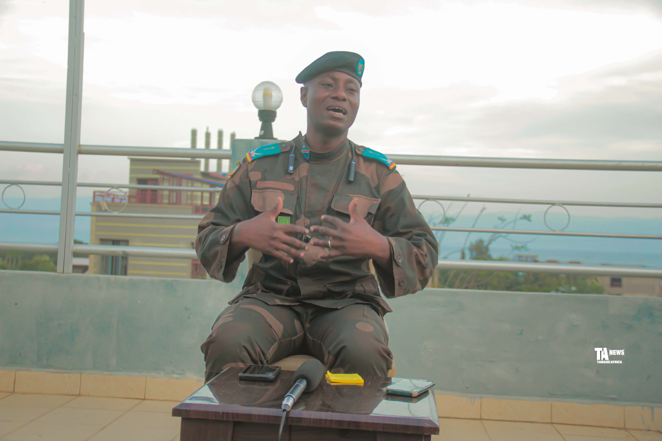 Uvira : Les FARDC appellent à l’apaisement et réaffirment leur collaboration avec les Wazalendo après la récente tension