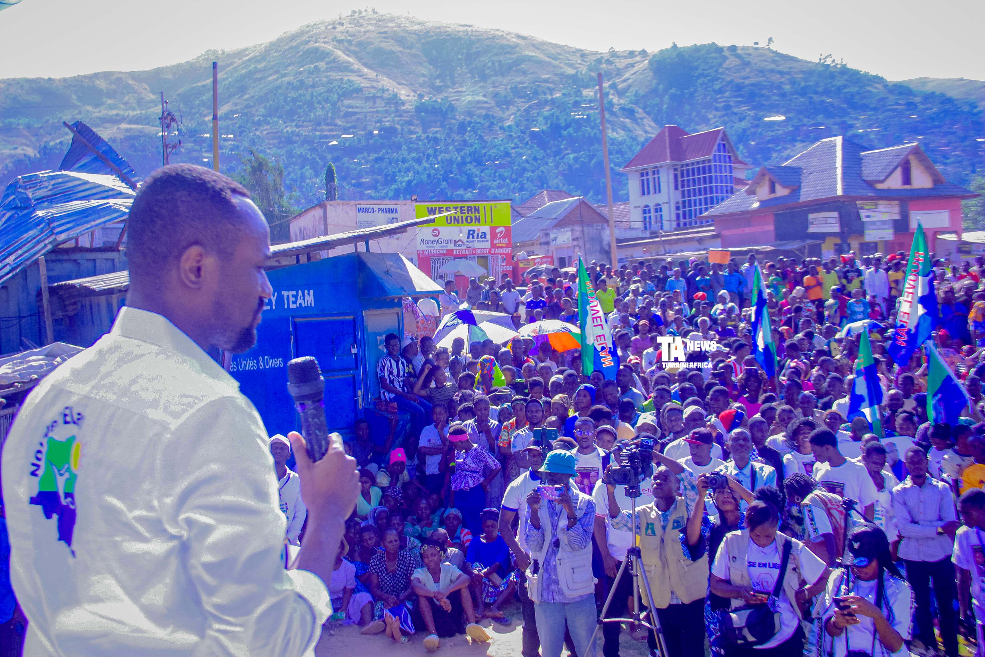 Sud-kivu : Nouvel Élan réaffirme son soutien au changement de la Constitution lors d’un meeting populaire à Uvira .