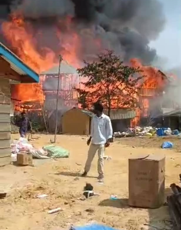 Sud-Kivu : plus de 500 maisons et le centre hospitalier de Mapale réduits en cendres à Mwenga