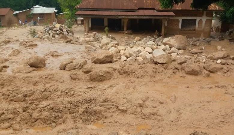 Uvira : la crue de la rivière Kabimba plonge le village Kabimba dans la désolation
