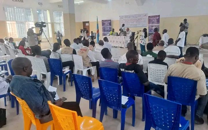 UVira : Des journalistes formés sur le commerce transfrontalier dans le cadre du PFCIGL