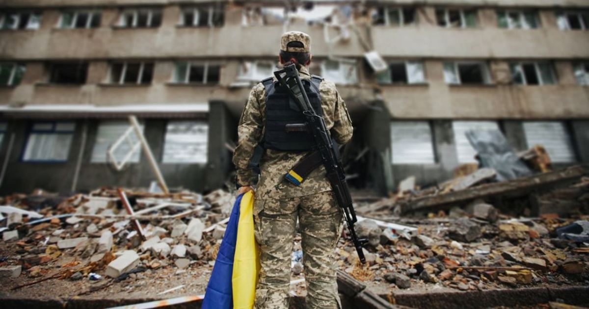 Kiev en deuil : une frappe russe fait au moins 18 morts, Paris dénonce un "mépris souverain" pour le droit international