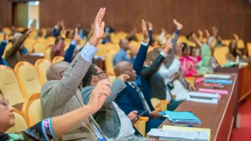 Kinshasa : l’Assemblée nationale adopte la loi sur l’organisation du référendum