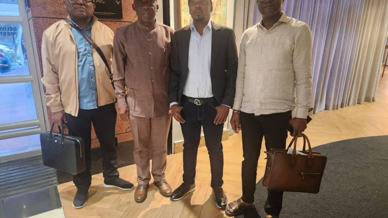 Afrique du Sud : le ministre des ITPR en mission pour mobiliser des investissements dans les infrastructures