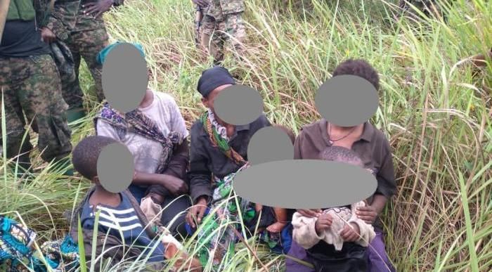 Ituri : 36 civils s’échappent d’une captivité attribuée aux ADF à Mambasa