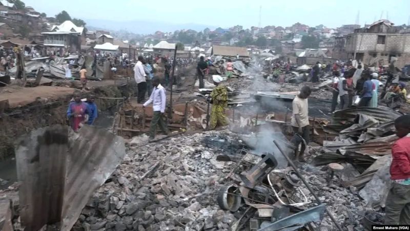 Bukavu : l’incendie de Funu fait 29 morts parmi les élèves, le ministère de l’Éducation présente ses condoléances