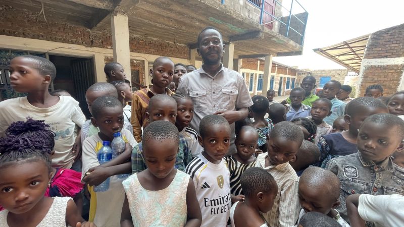 Uvira : plus de 200 enfants participent gratuitement à une colonie de vacances organisée par le Collège Kirungu Sage