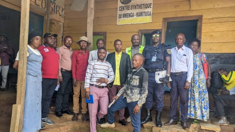 SOCODA/Sud-Kivu : Dunia Munyerere Fiston félicite le Chef d’agence de Kamituga pour son installation officielle