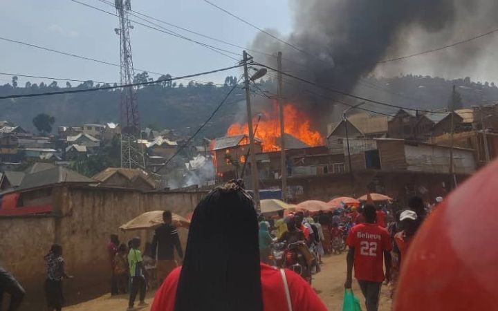 Bukavu : un nouvel incendie ravage plusieurs maisons dans la commune de Kadutu