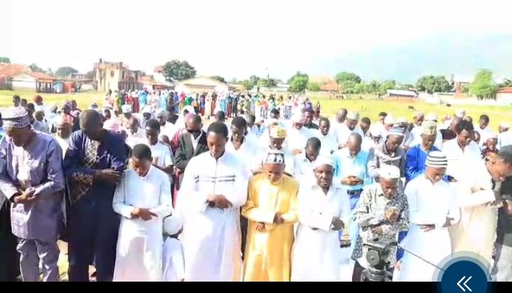 Uvira célèbre l’Aïd al-Fitr malgré les défis La communauté musulmane montre sa résilience et sa foi au terme du Ramadan dans un contexte économique difficile