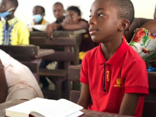 Uvira : la précarité économique pousse certains enfants à travailler au détriment de leur scolarité