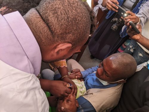 Uvira : les parents appelés à renforcer la protection des enfants par la vaccination