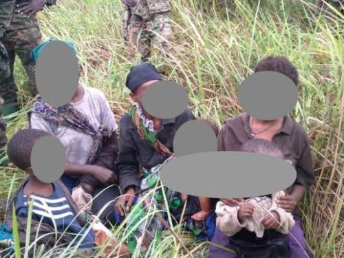 Ituri : 36 civils s’échappent d’une captivité attribuée aux ADF à Mambasa
